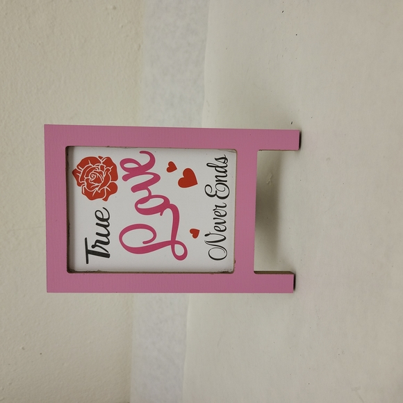 VALENTINE Sign - Picture 1 of 4